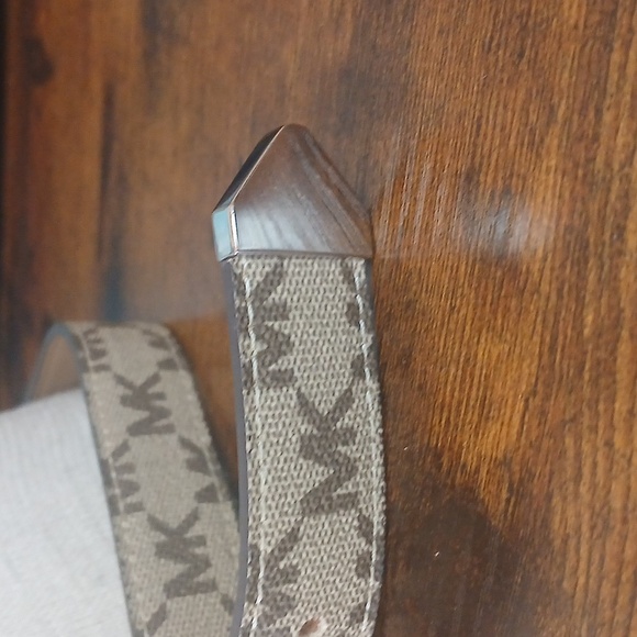 Michael Kore Mk Logo Tan And Cream Color Buckle Belt Small - Picture 11 of 11